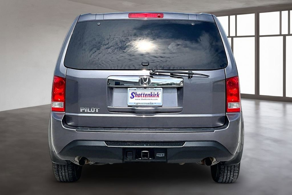 Used 2015 Honda Pilot LX image 5
