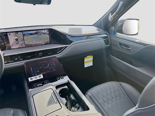 New 2026 INFINITI QX80 Autograph w/ Premium Cargo Package image 18