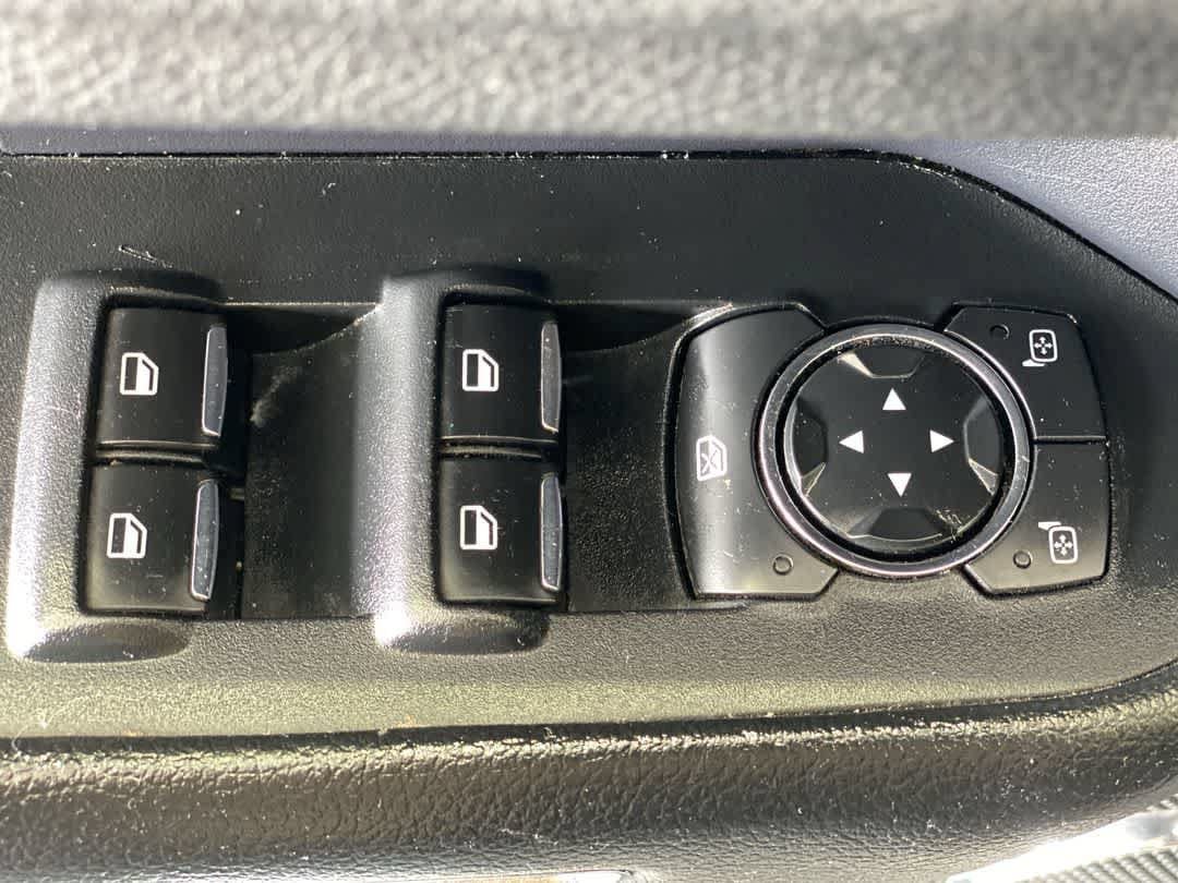 Used 2019 Ford Expedition XLT w/ Equipment Group 201A AWD/4WD image 15