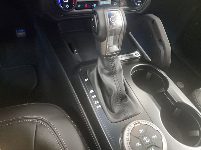New 2025 Ford Bronco Outer Banks w/ Sasquatch Package AWD/4WD image 22
