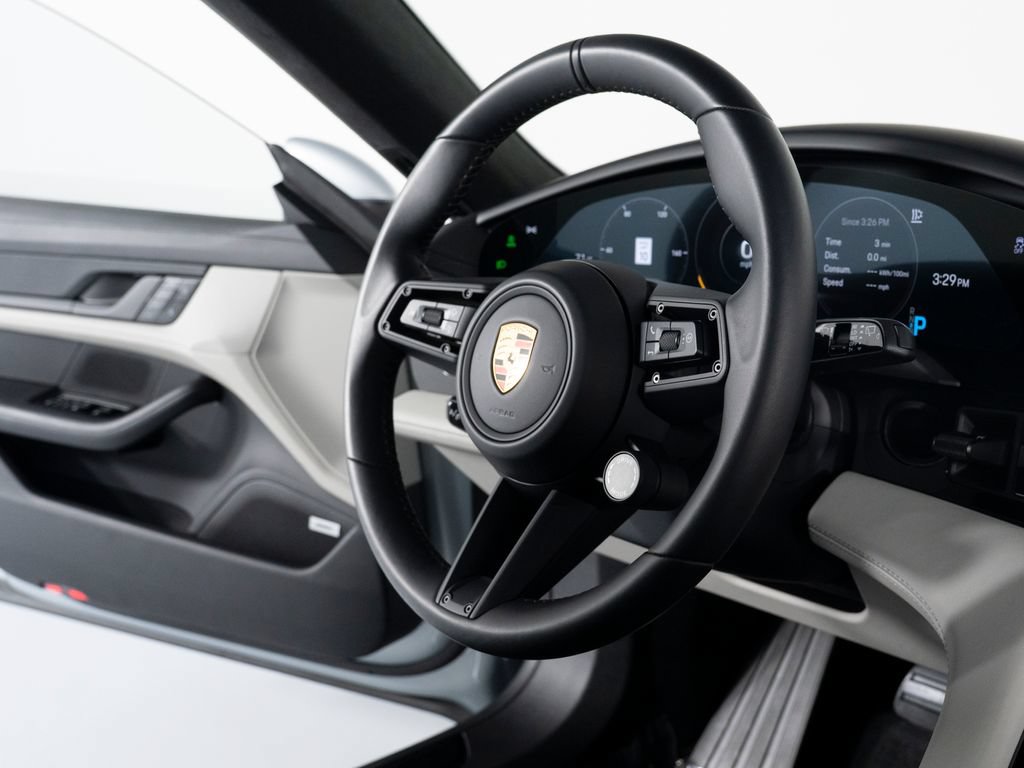 Certified 2022 Porsche Taycan 4S AWD/4WD image 37