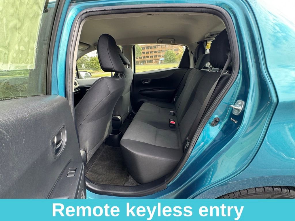 Used 2012 Toyota Yaris LE image 20