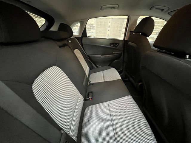 Used 2022 Hyundai Kona SE AWD/4WD image 32