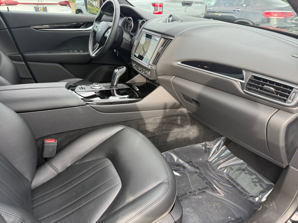 Used 2021 Maserati Levante image 26