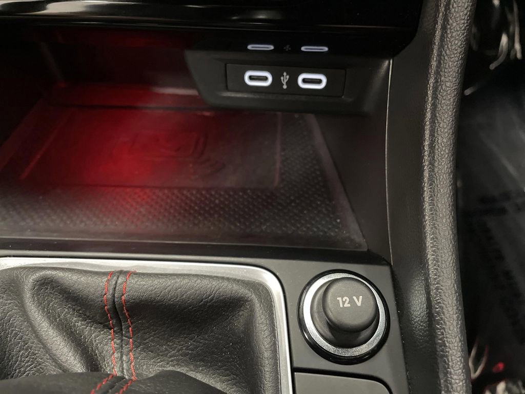 Used 2024 Volkswagen Jetta GLI 40th Anniversary Edition image 20