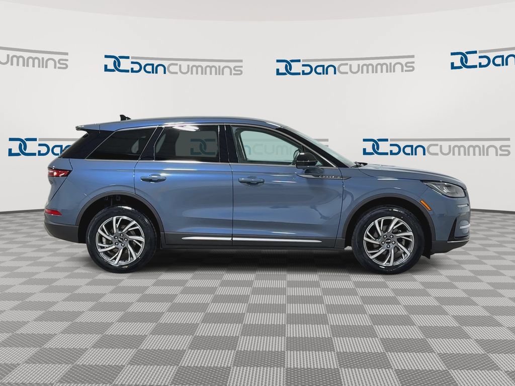 Used 2023 Lincoln Corsair FWD w/ Equipment Group 101A image 9