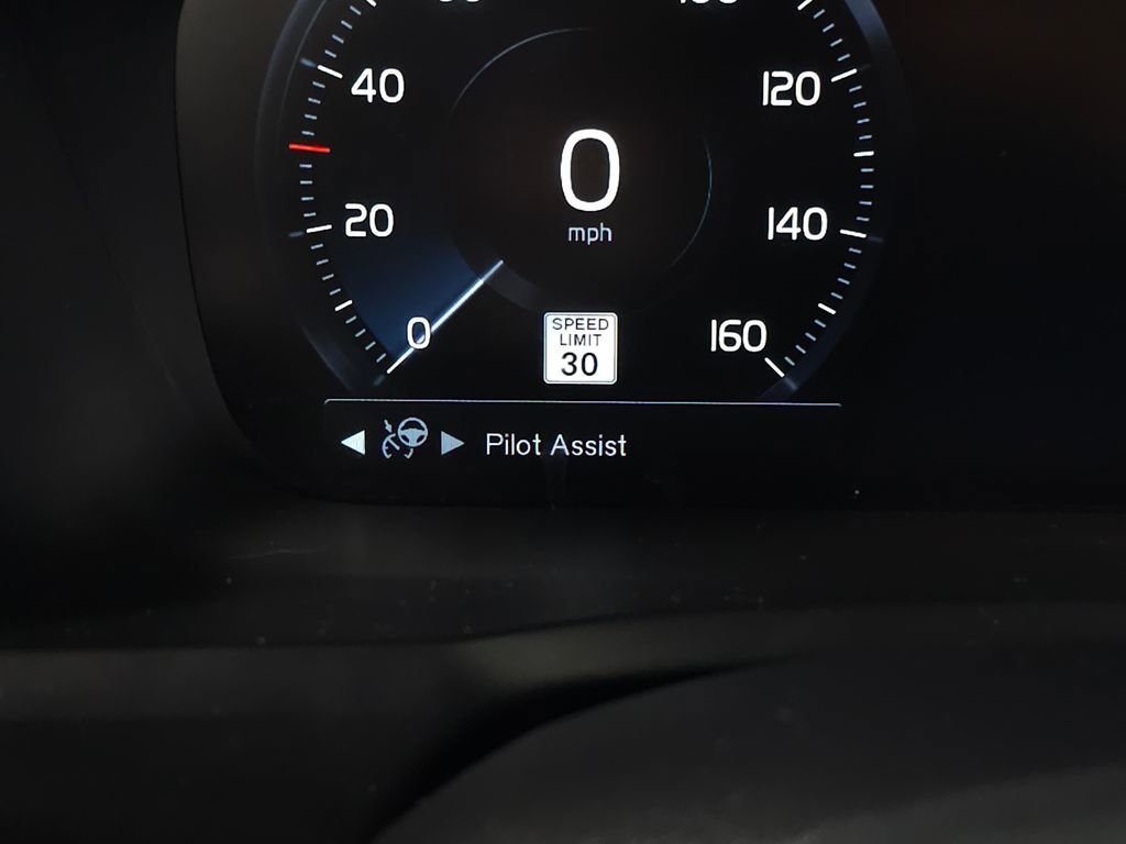 Used 2018 Volvo XC90 T6 Inscription w/ Convenience Package AWD/4WD image 22