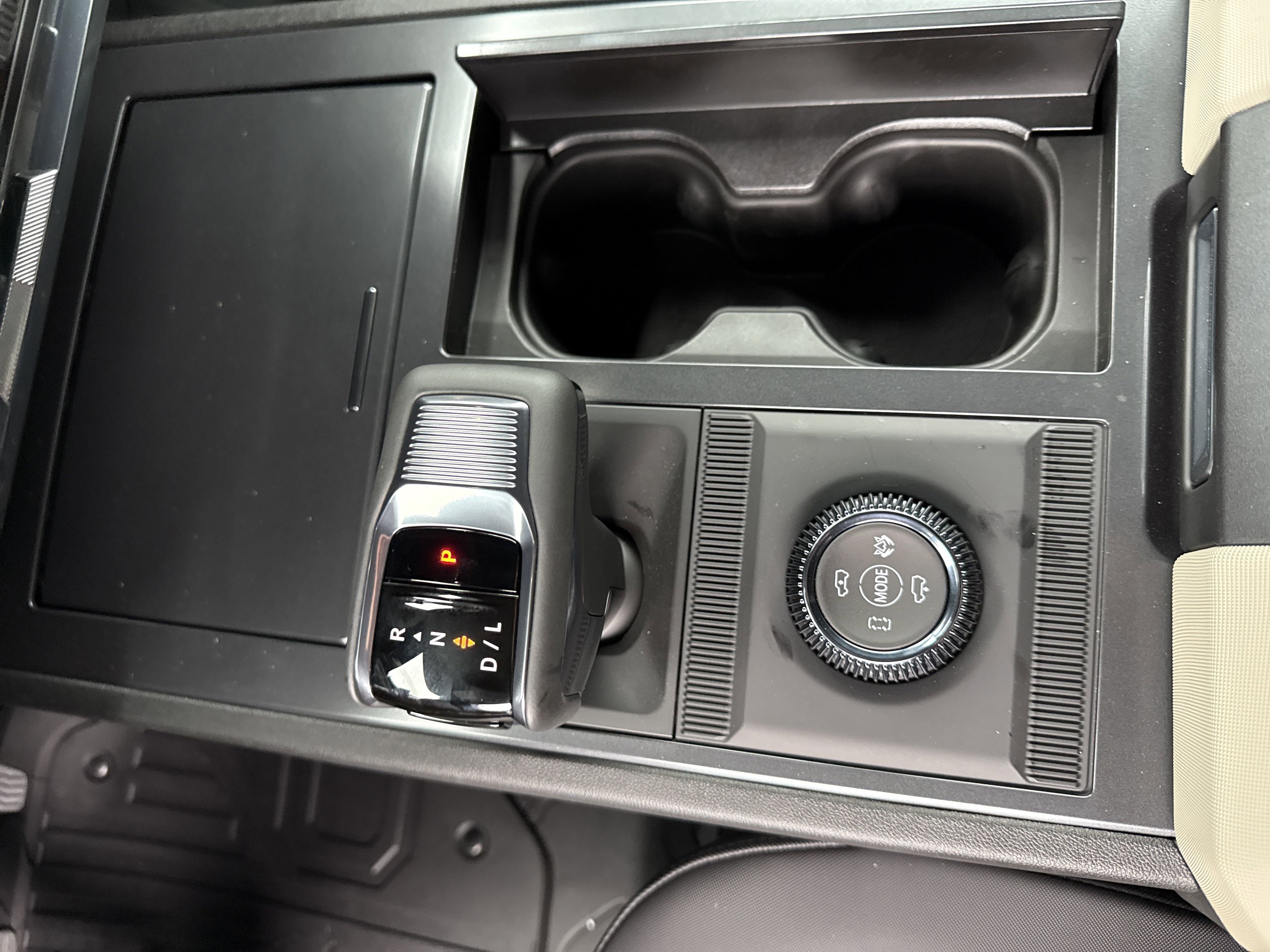 New 2026 GMC Hummer EV SUV image 14