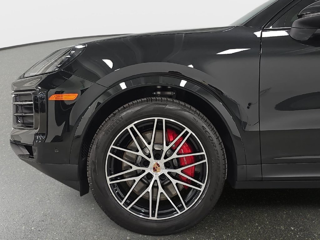 Used 2026 Porsche Cayenne S AWD/4WD image 10
