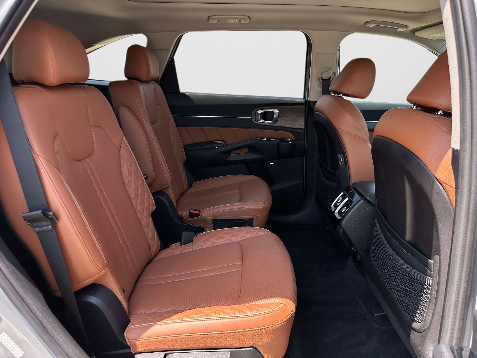 Used 2022 Kia Sorento SX Prestige w/ Rust Color Package AWD/4WD image 11