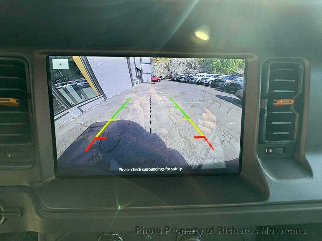 Used 2024 Ford Bronco Badlands image 26