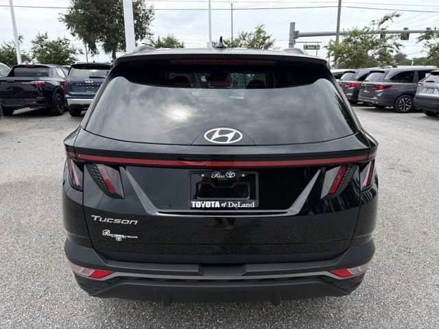 Used 2022 Hyundai Tucson SEL w/ Convenience + Premium Package FWD image 3