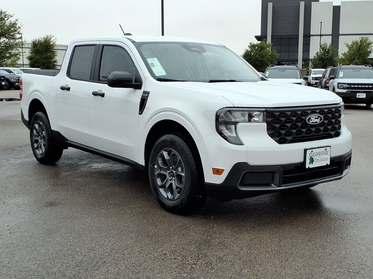 New 2026 Ford Maverick XLT FWD image 3