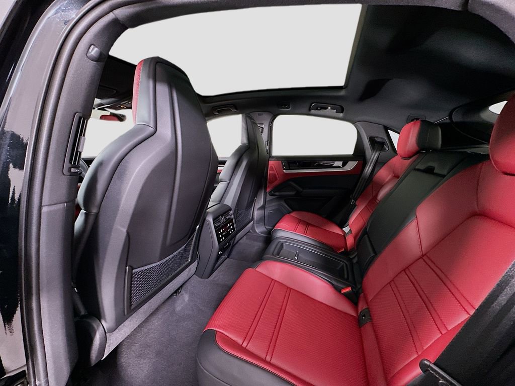 New 2026 Porsche Cayenne S image 24