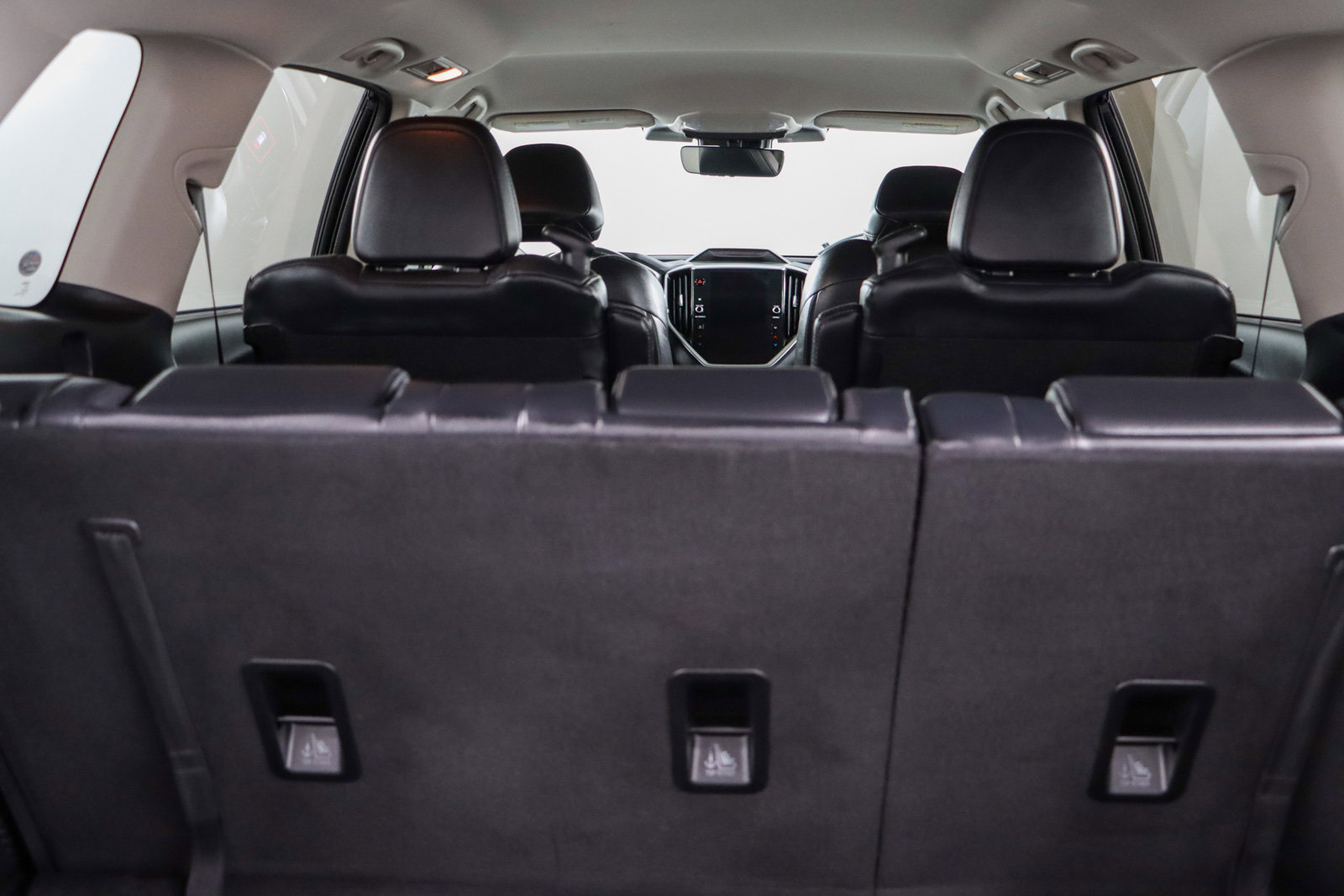 Used 2023 Subaru Ascent Limited AWD/4WD image 30