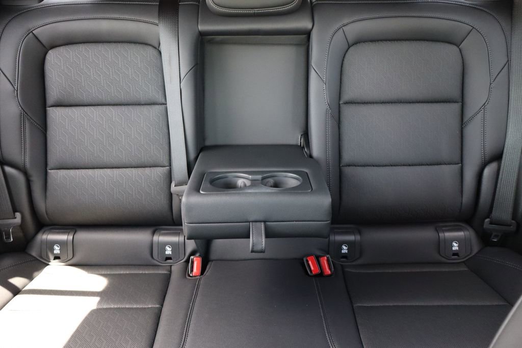 New 2026 Chevrolet Equinox LT w/ Convenience Package II AWD/4WD image 37