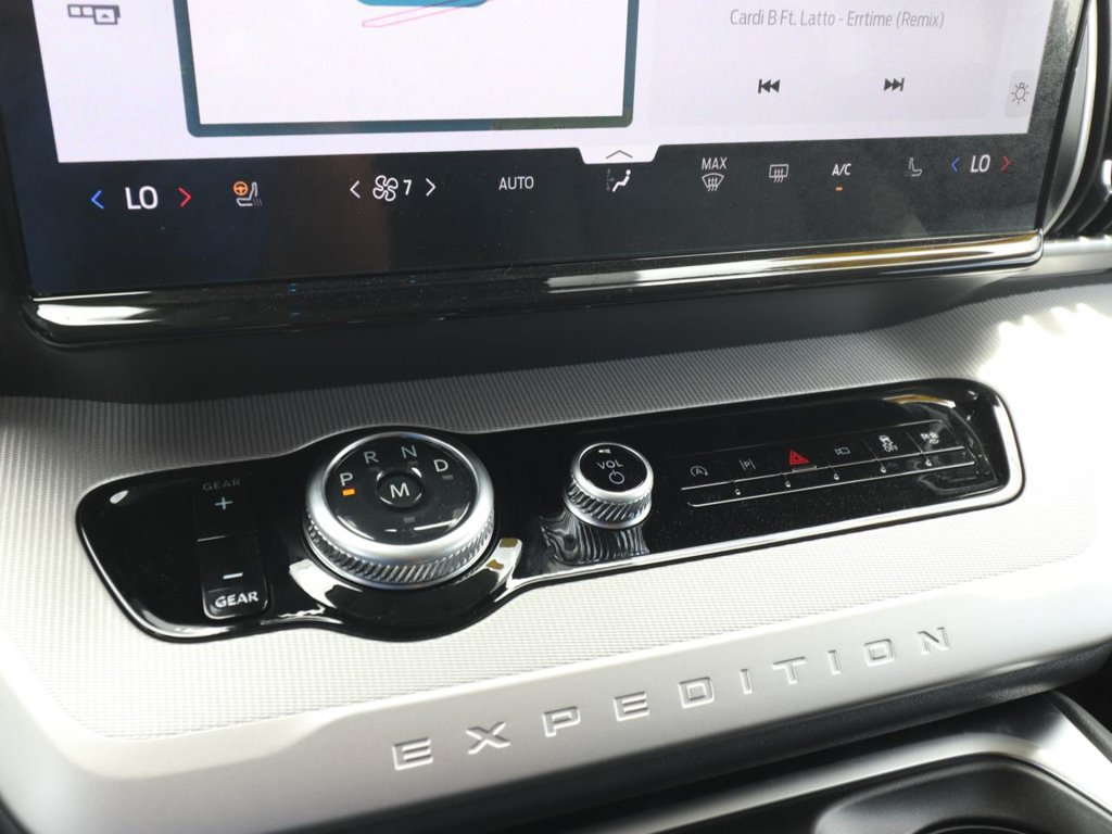 New 2027 Ford Expedition Active RWD image 22