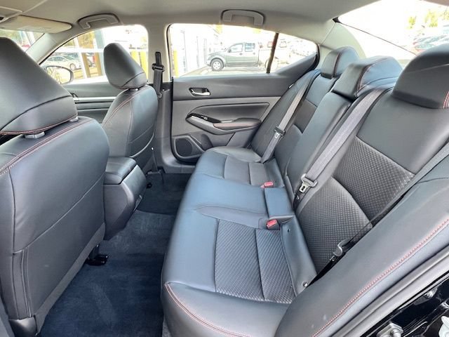 New 2025 Nissan Altima 2.5 SR AWD/4WD image 12