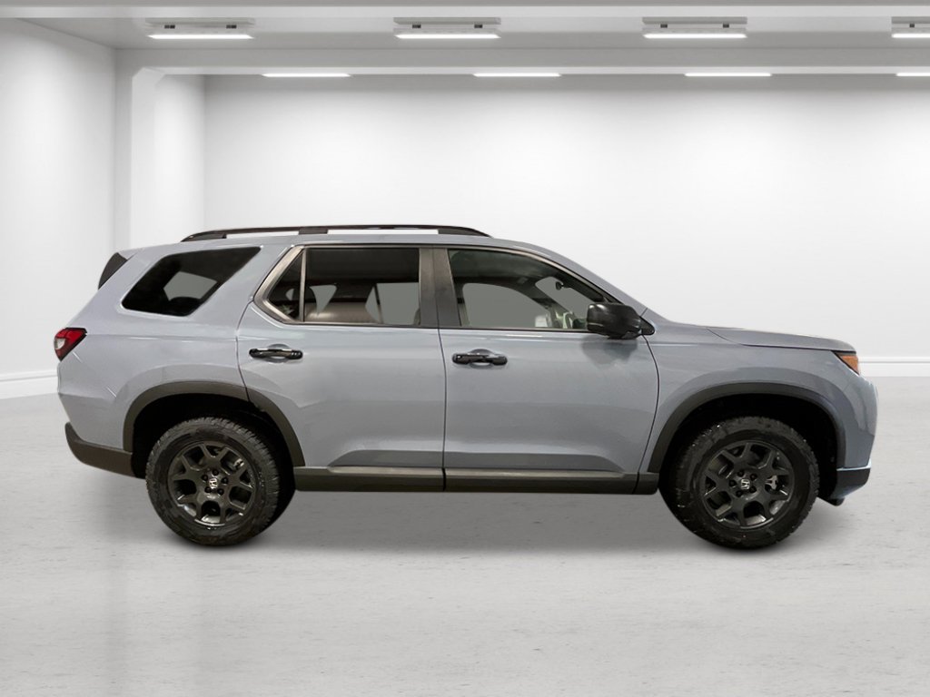 New 2026 Honda Pilot TrailSport image 9