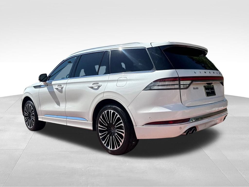 Used 2023 Lincoln Aviator Black Label w/ Dynamic Handling Package AWD/4WD image 6