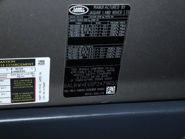 Certified 2023 Land Rover Discovery Metropolitan Edition AWD/4WD image 44