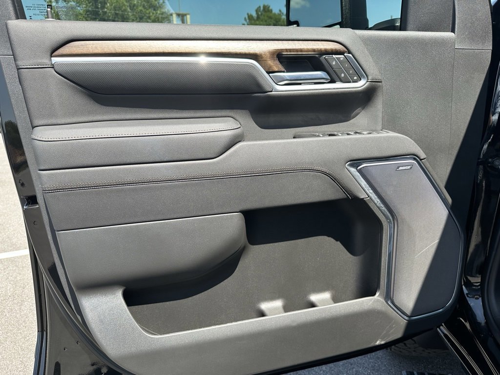 New 2025 Chevrolet Silverado 2500 High Country w/ Midnight Edition image 25