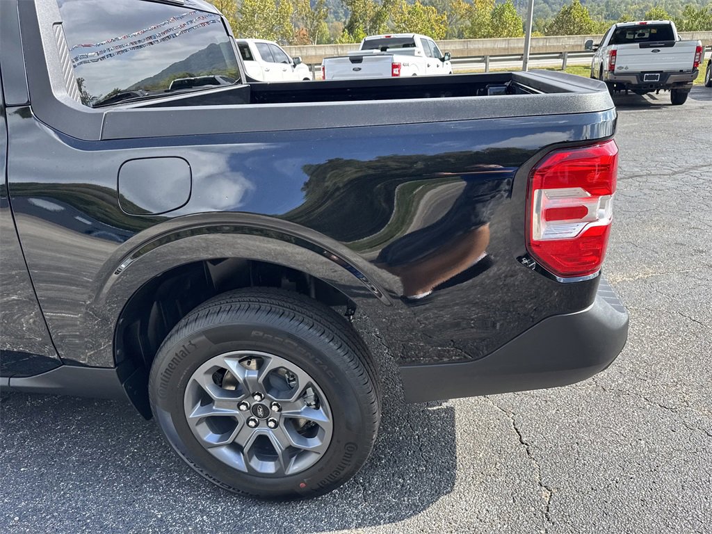 New 2025 Ford Maverick XLT image 7