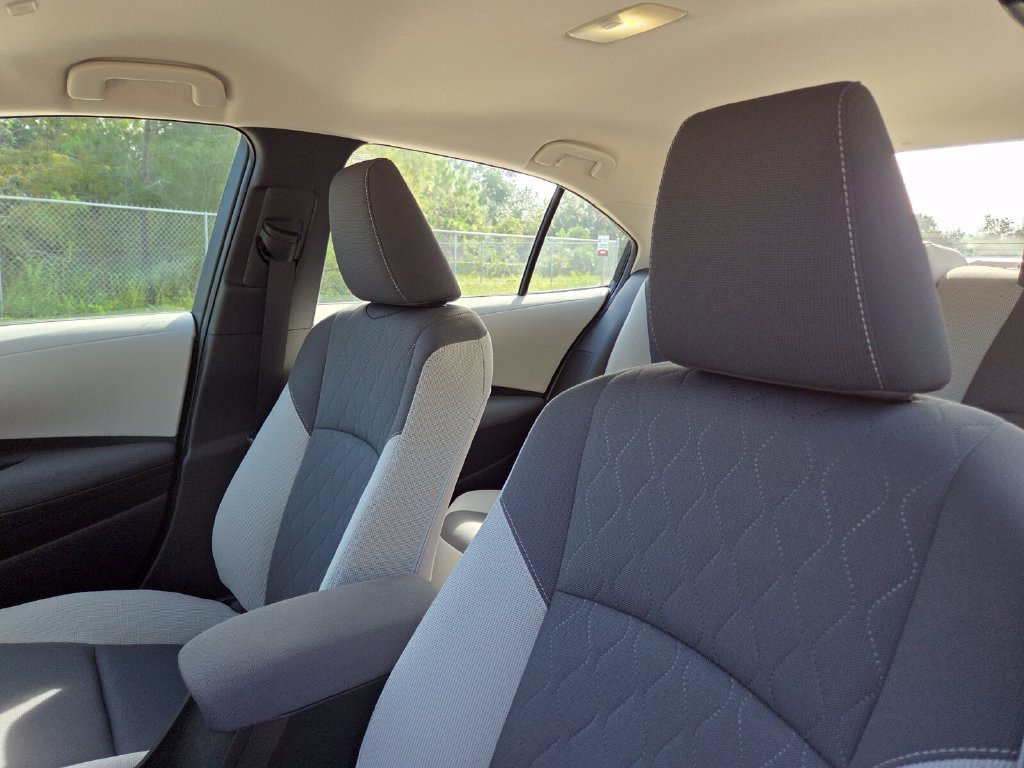 Certified 2025 Toyota Corolla LE w/ Convenience Package FWD image 23