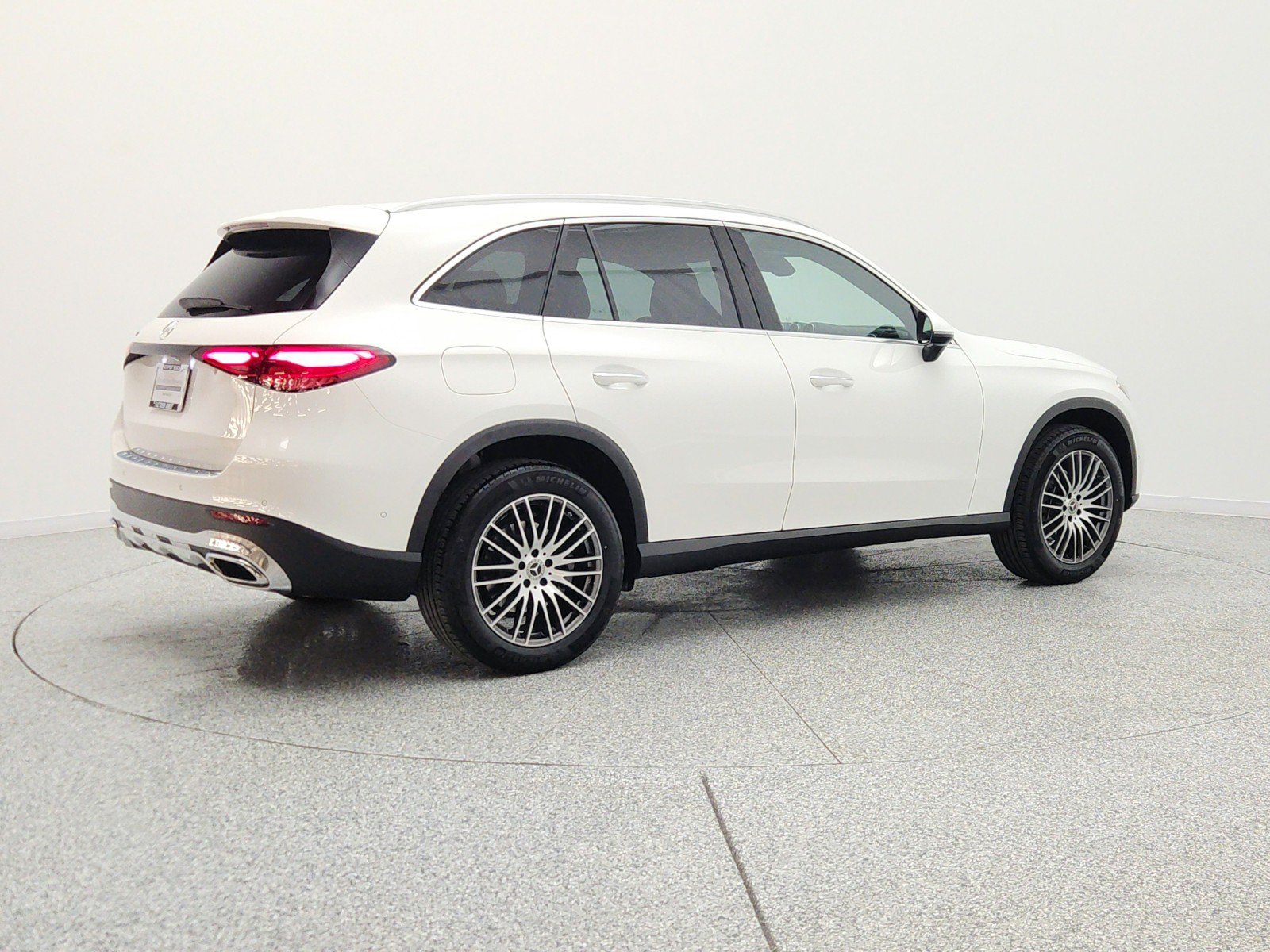 Certified 2026 Mercedes-Benz GLC 300 image 5