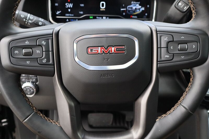 Used 2025 GMC Sierra 3500 AT4 w/ AT4 Premium Plus Package AWD/4WD image 22
