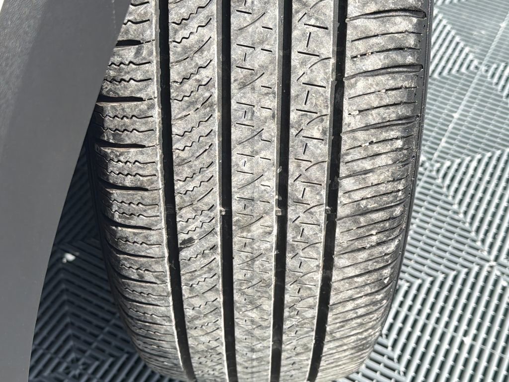 Used 2024 Kia Telluride LX image 21