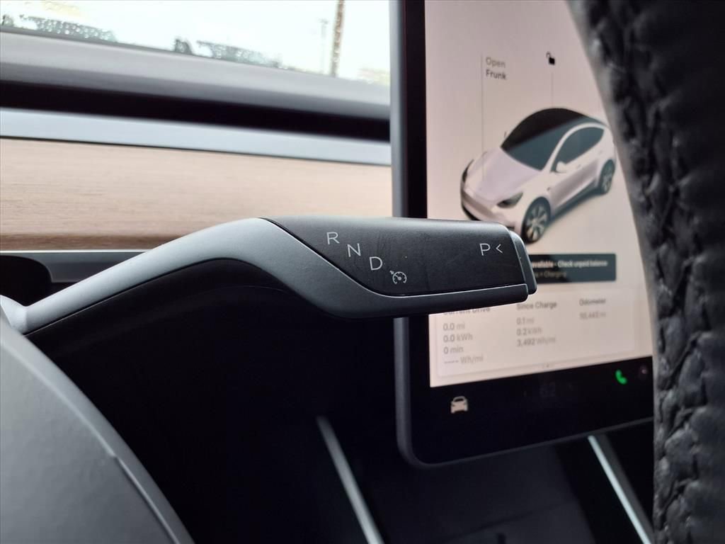 Used 2021 Tesla Model Y Long Range AWD/4WD image 19