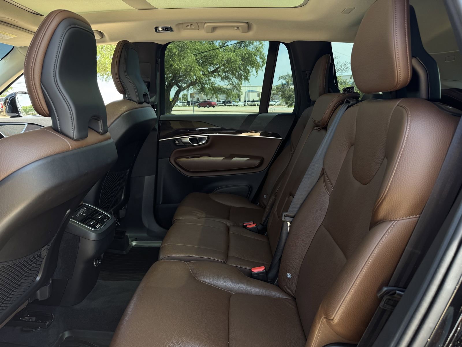 Used 2019 Volvo XC90 T6 Momentum w/ Advanced Package AWD/4WD image 26