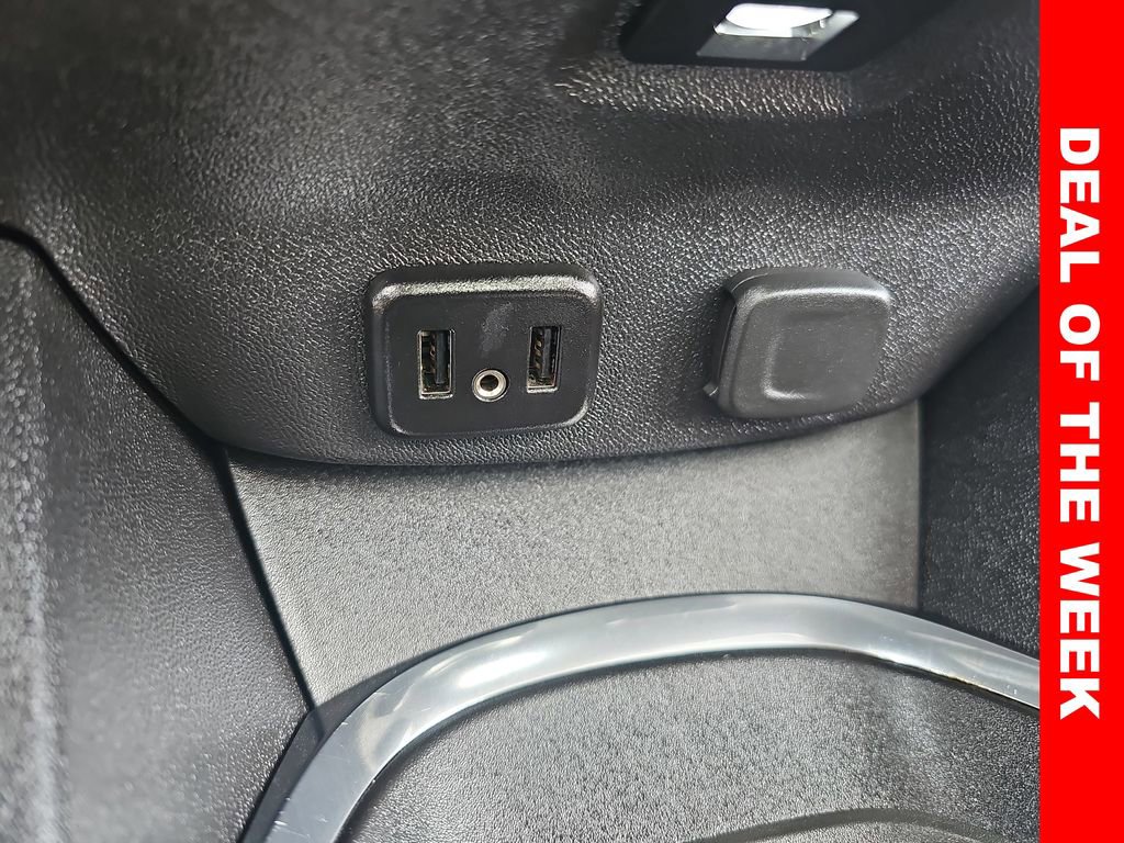 Used 2018 Chevrolet Malibu LT image 24