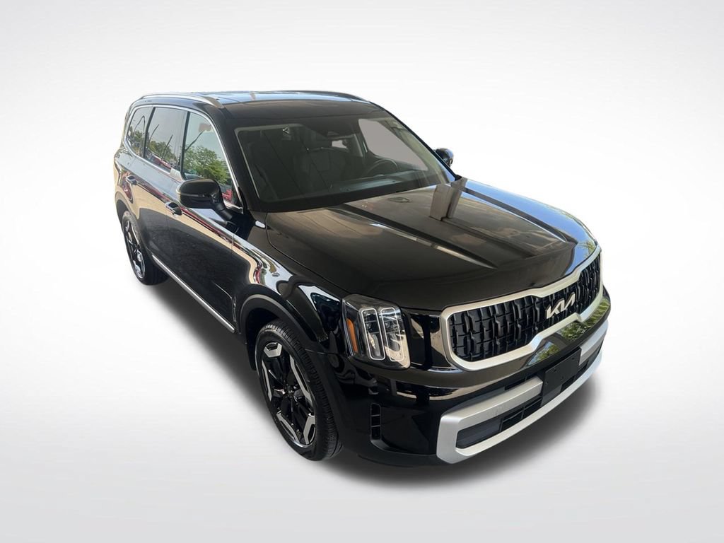 Certified 2025 Kia Telluride EX w/ EX Captain's Chair Package AWD/4WD image 38
