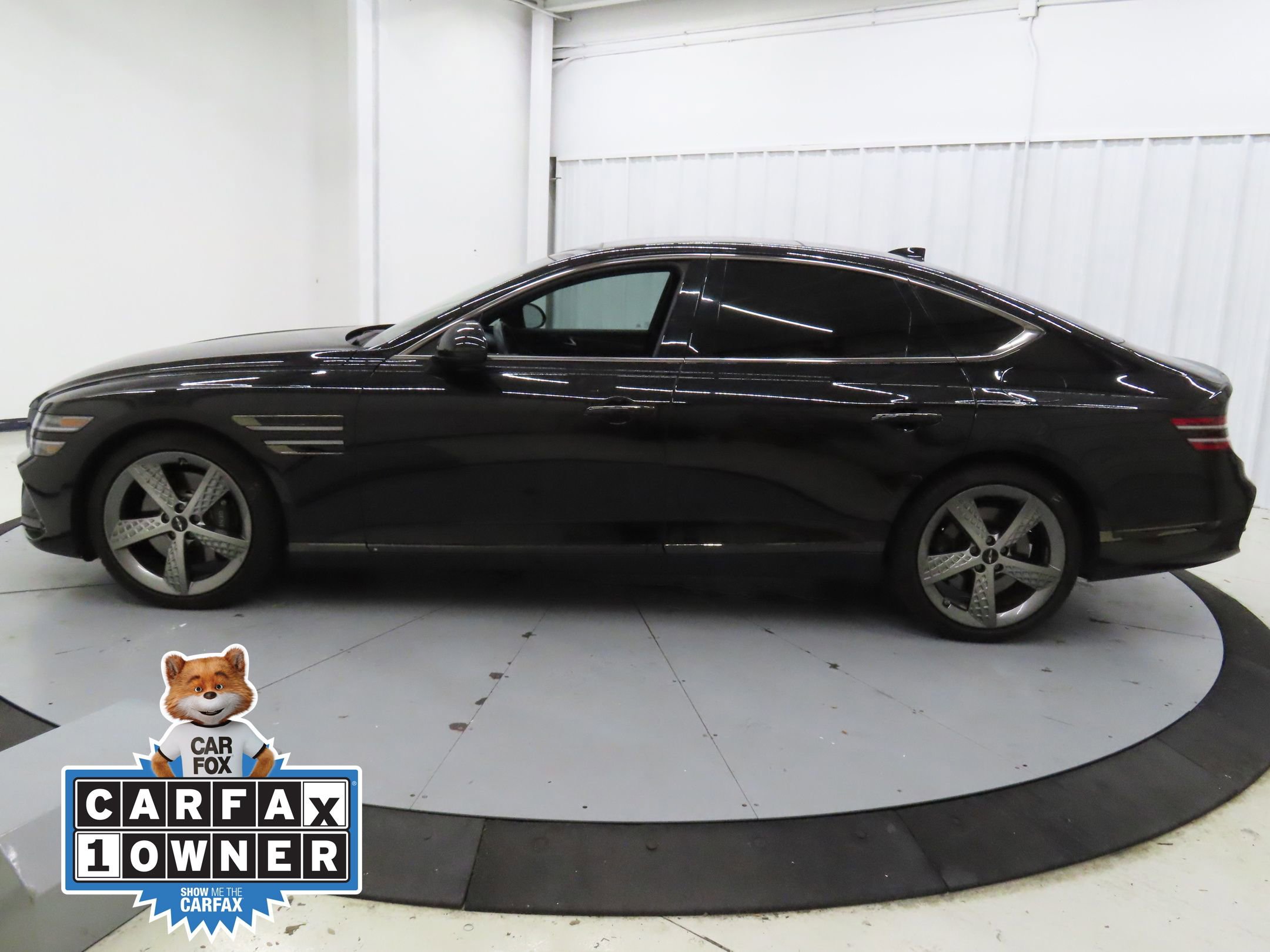 Used 2025 Genesis G80 2.5T Sport Prestige image 6