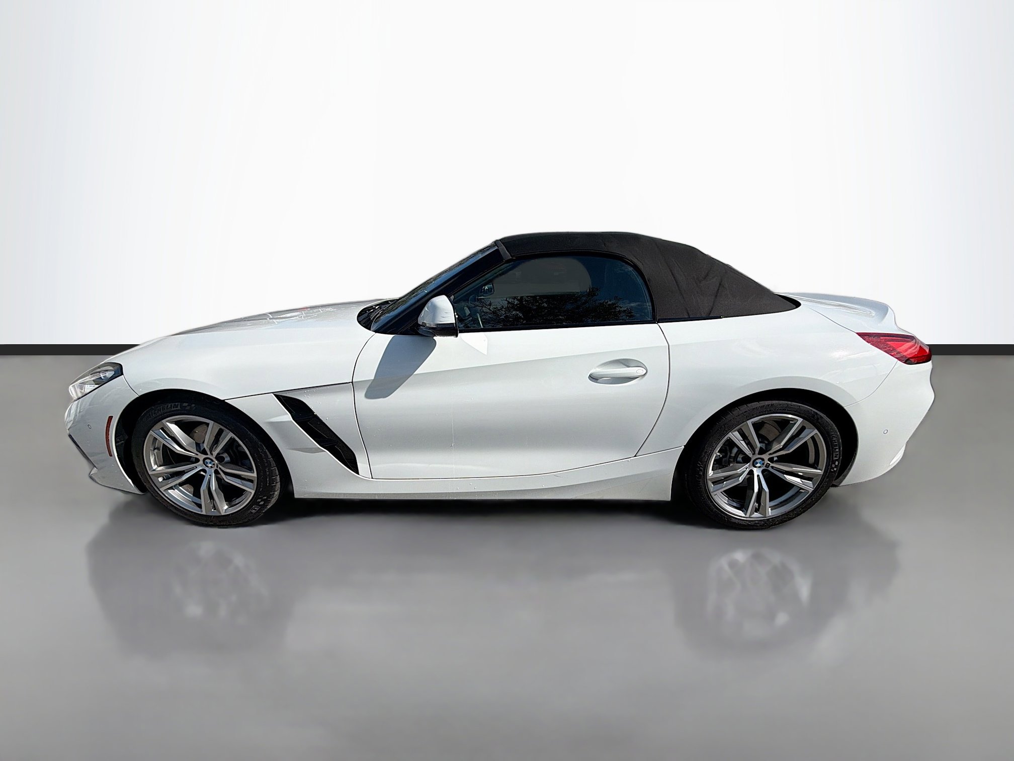 Used 2026 BMW Z4 sDrive30i image 6