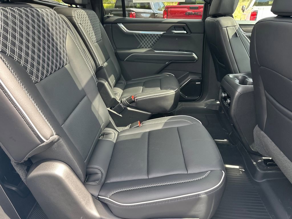 New 2026 GMC Acadia Denali image 16