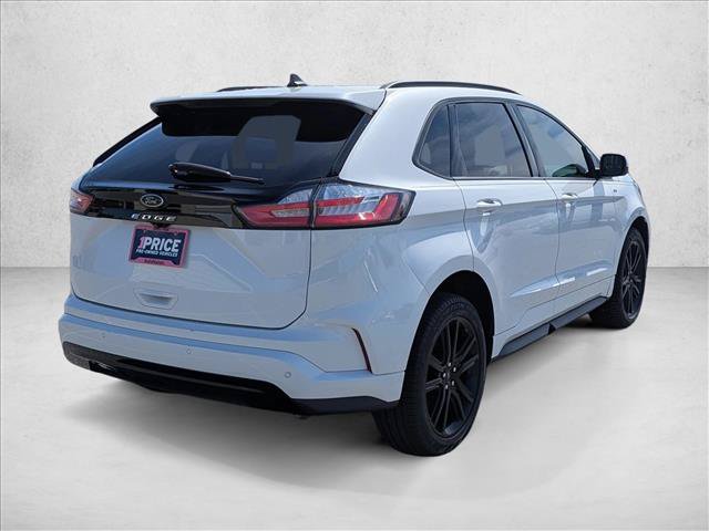 Used 2022 Ford Edge ST-Line AWD/4WD image 5