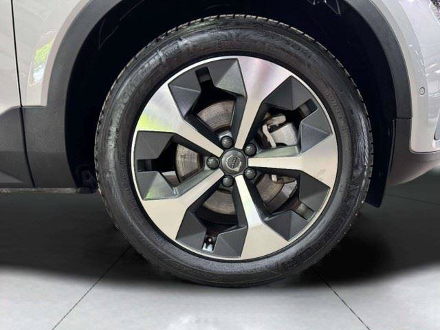 Used 2023 Volvo XC40 B5 Plus w/ Driver Assist Package AWD/4WD image 19