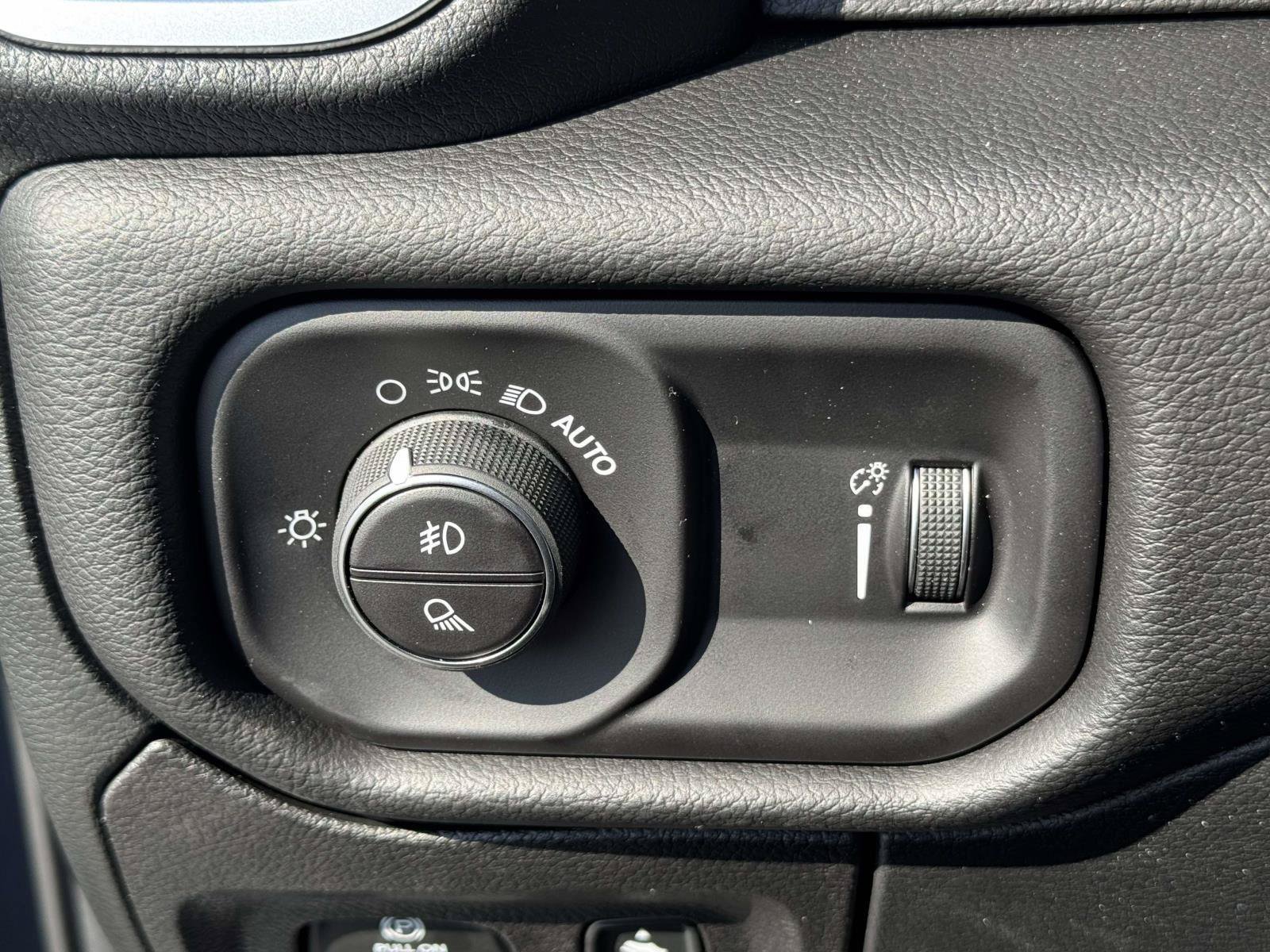 New 2026 RAM 1500 Big Horn AWD/4WD image 10