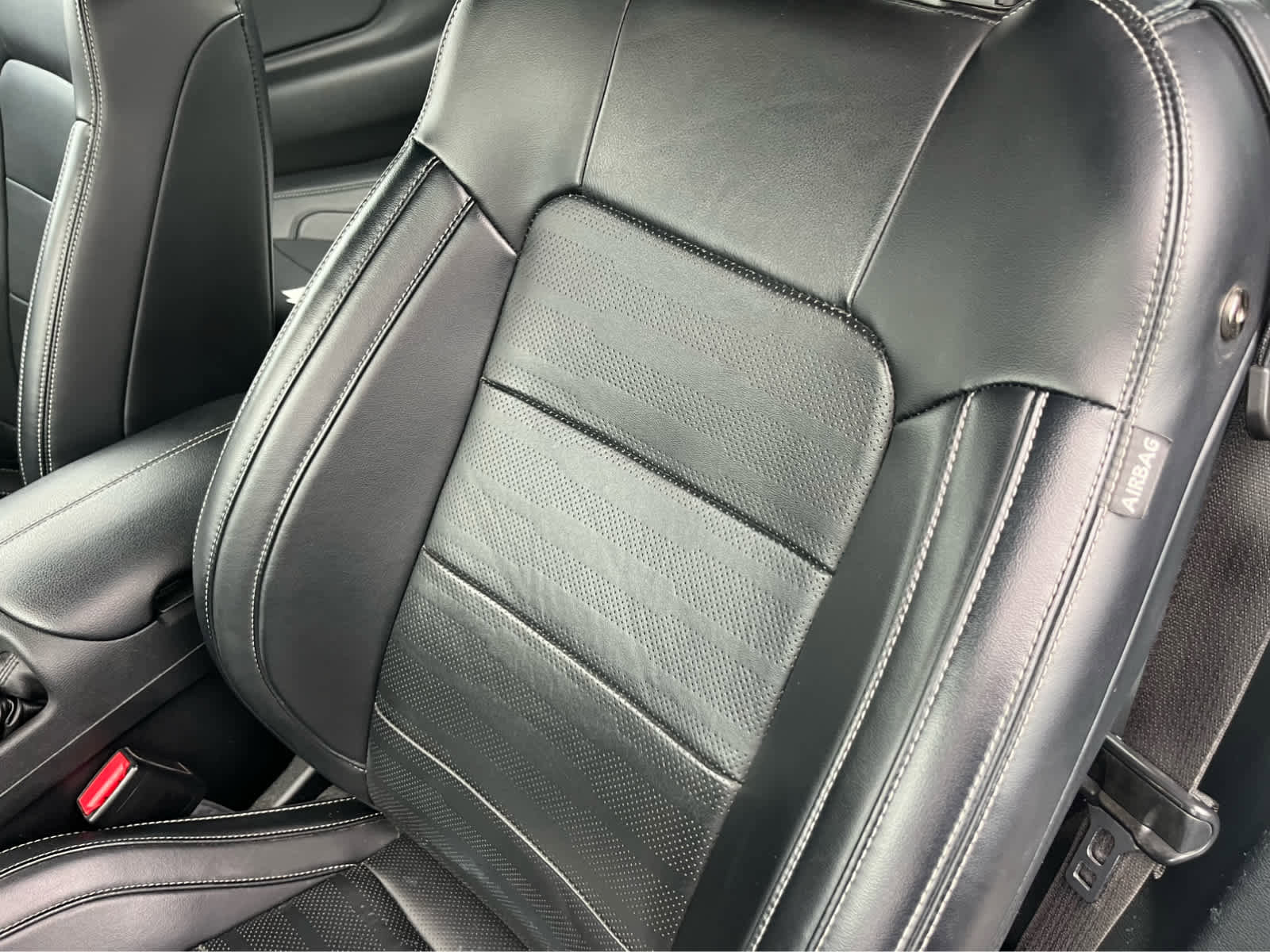 Used 2015 Ford Mustang GT Premium w/ Equipment Group 401A RWD image 20