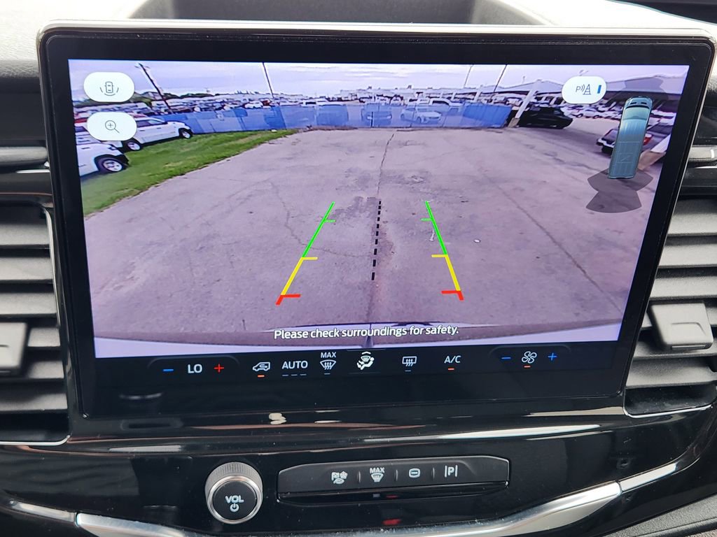 Used 2025 Ford Transit 350 XLT RWD image 18