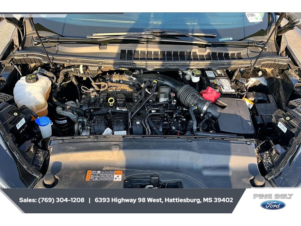 Used 2023 Ford Edge Titanium w/ Cargo Accessory Package image 8
