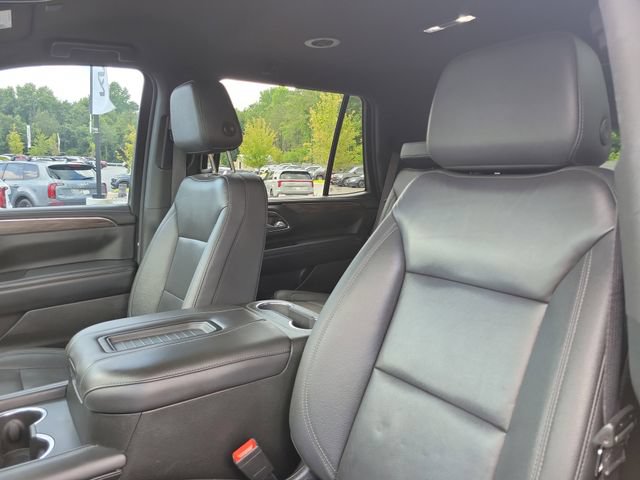 Used 2022 Chevrolet Tahoe LT w/ Luxury Package AWD/4WD image 17