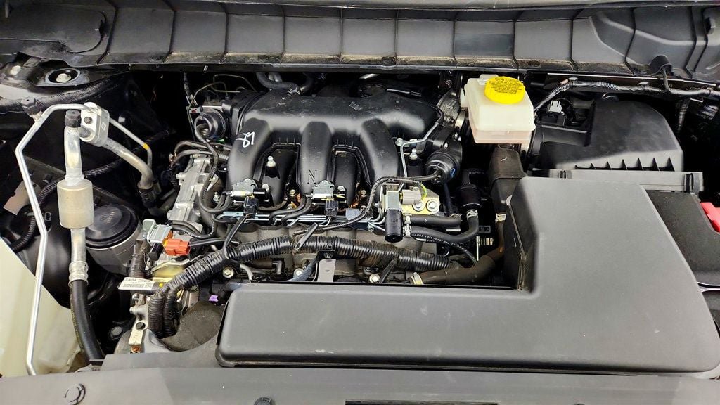 Used 2025 Nissan Pathfinder Rock Creek AWD/4WD image 27