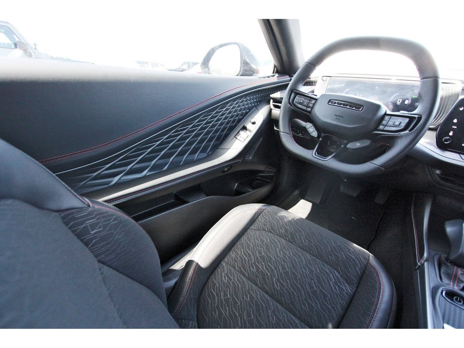 Used 2025 Dodge Charger Daytona R/T w/ Quick Order Package 25M R/T AWD/4WD image 9