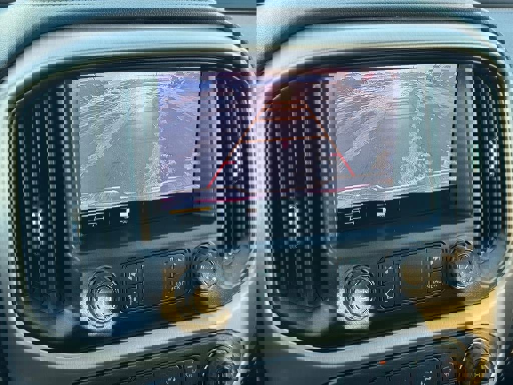 Certified 2022 GMC Canyon Denali image 16