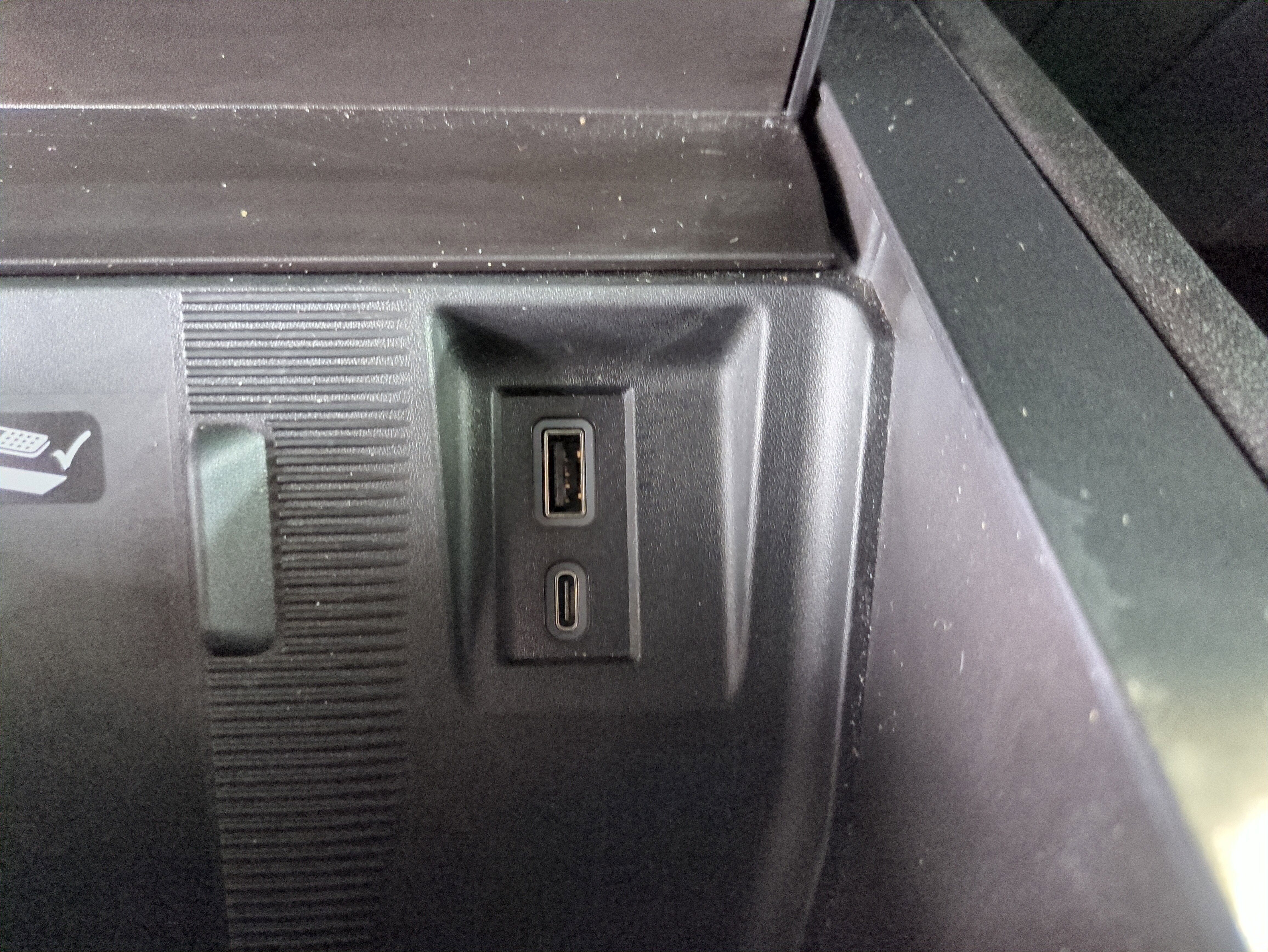 Used 2024 GMC Hummer EV 2X image 25