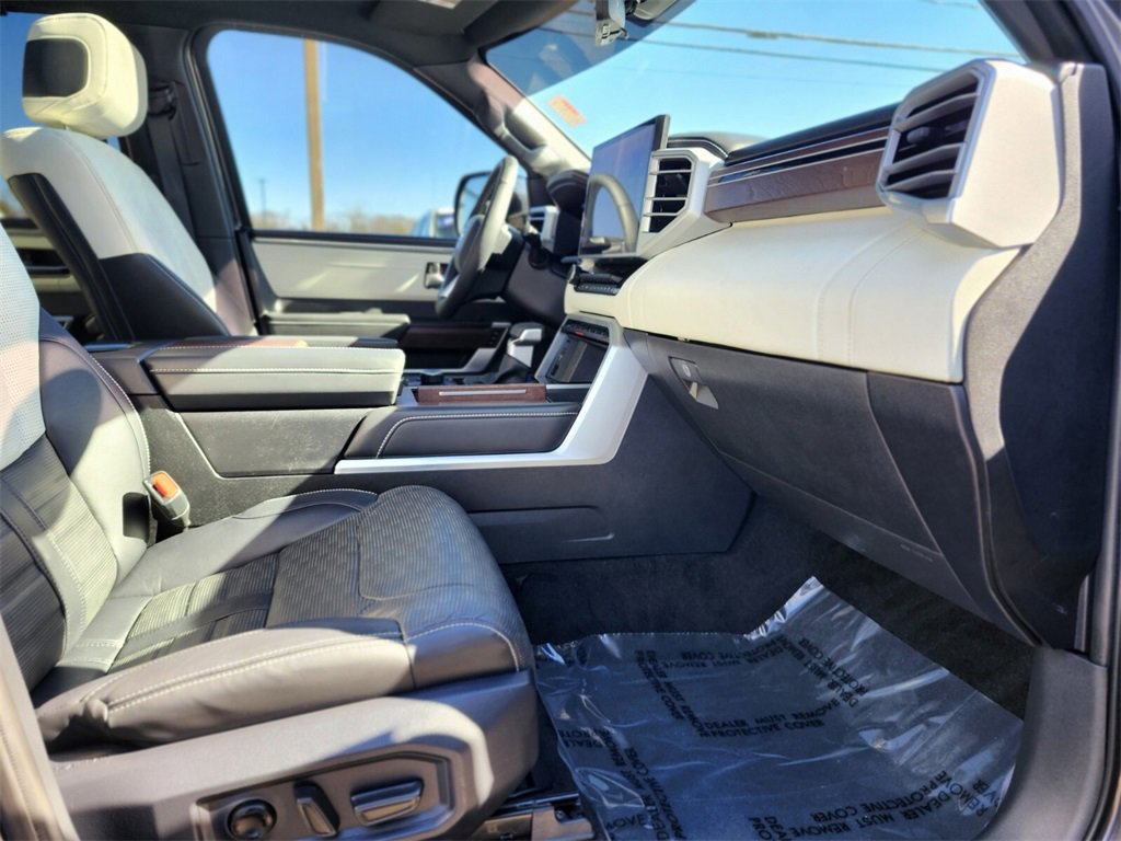 Used 2025 Toyota Tundra Capstone image 9
